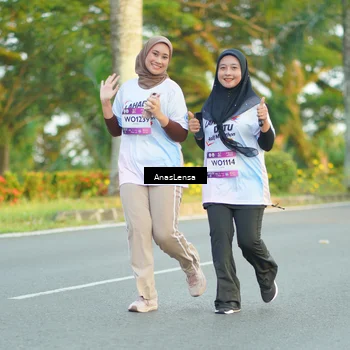 Runner Photo 7760320