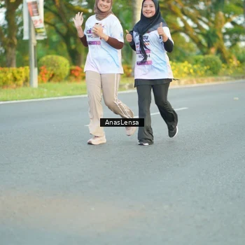 Runner Photo 7760333