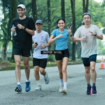 Runner Photo 7760337