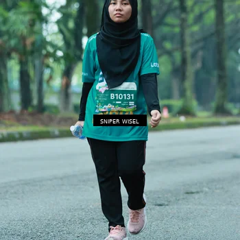 Runner Photo 7760339