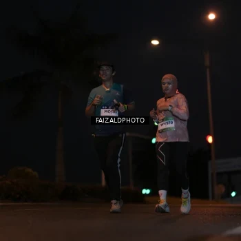 Runner Photo 7760358