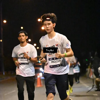 Runner Photo 7760397