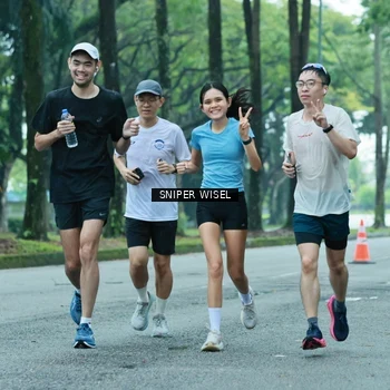 Runner Photo 7760405