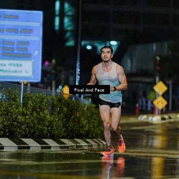 Runner Photo 7760411