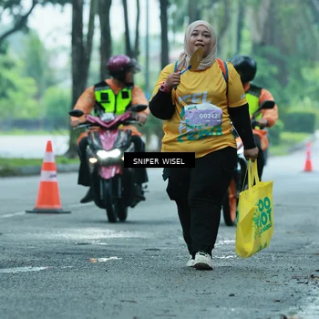Runner Photo 7760412