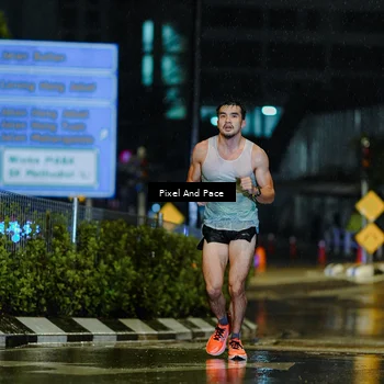 Runner Photo 7760421