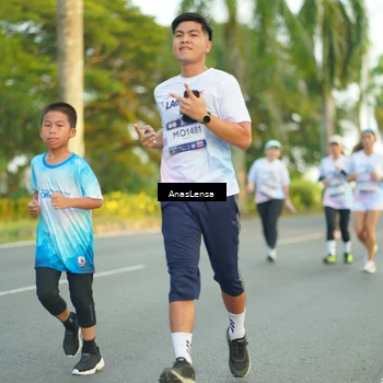 Runner Photo 7760431