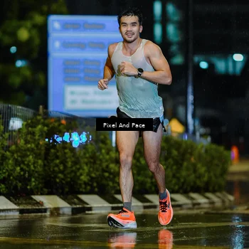 Runner Photo 7760435