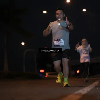 Runner Photo 7760437