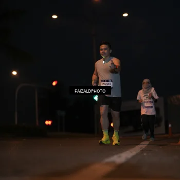 Runner Photo 7760444