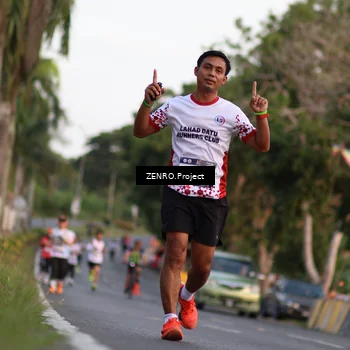 Runner Photo 7760460