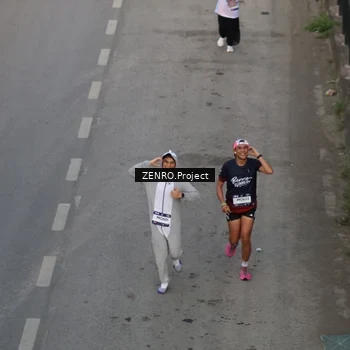 Runner Photo 7760473
