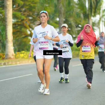 Runner Photo 7760491