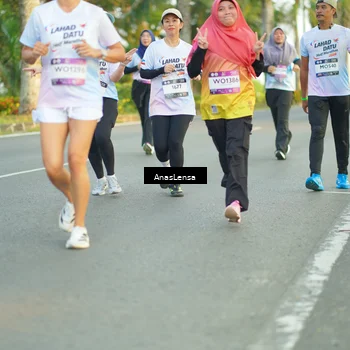 Runner Photo 7760499