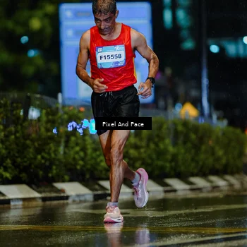 Runner Photo 7760502