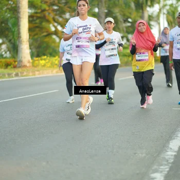 Runner Photo 7760508