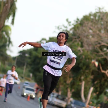 Runner Photo 7760512