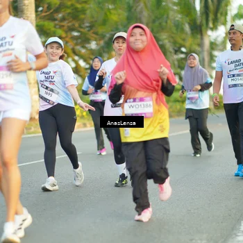Runner Photo 7760519