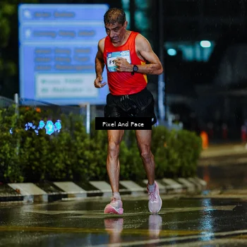 Runner Photo 7760524