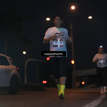 Runner Photo 7760534