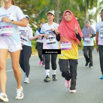 Runner Photo 7760544