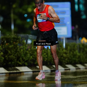 Runner Photo 7760545