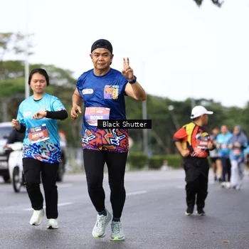 Runner Photo 7760558