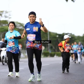 Runner Photo 7760572