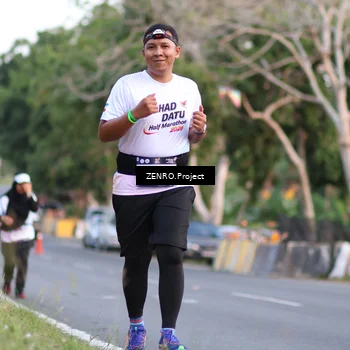 Runner Photo 7760587