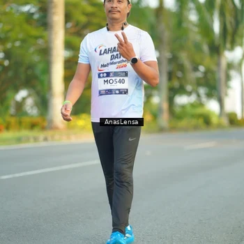 Runner Photo 7760595