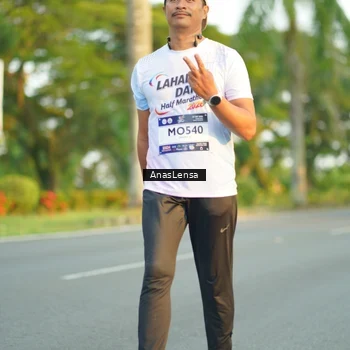 Runner Photo 7760618