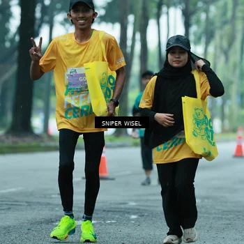 Runner Photo 7760638