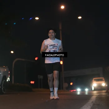 Runner Photo 7760639