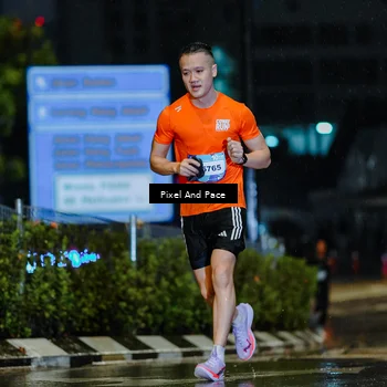 Runner Photo 7760645