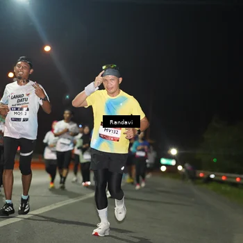 Runner Photo 7760667