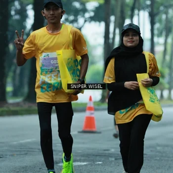 Runner Photo 7760680