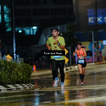 Runner Photo 7760698