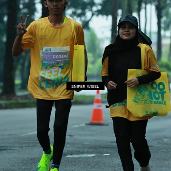 Runner Photo 7760702