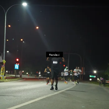 Runner Photo 7760711