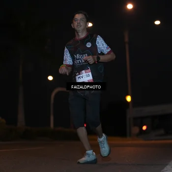 Runner Photo 7760712