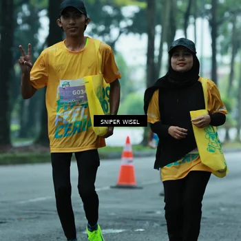 Runner Photo 7760719