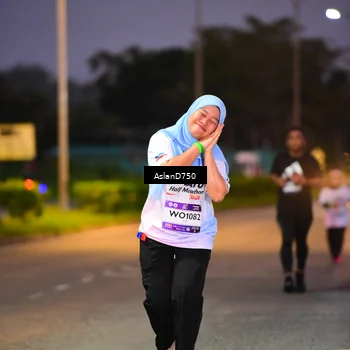 Runner Photo 7760748