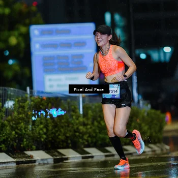 Runner Photo 7760750
