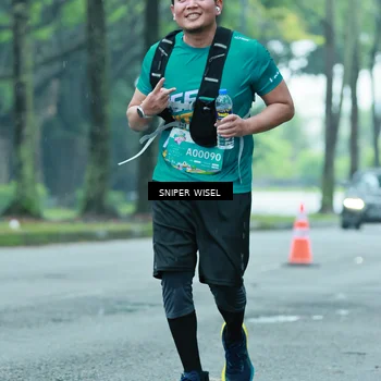 Runner Photo 7760768