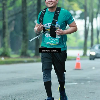 Runner Photo 7760774