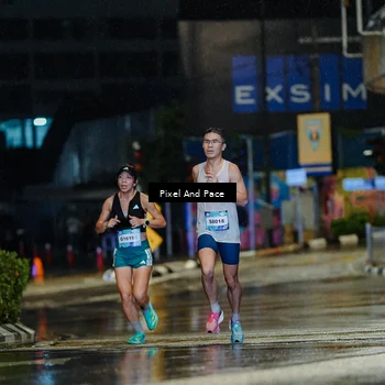 Runner Photo 7760780
