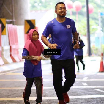 Runner Photo 7760790