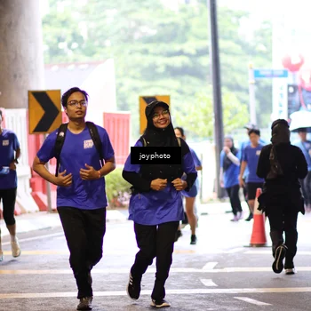Runner Photo 7760814