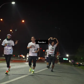Runner Photo 7760818