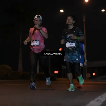 Runner Photo 7760888